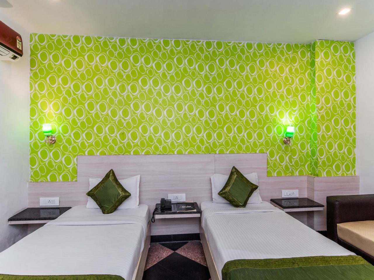 Отель Citi Club Канпур Экстерьер фото