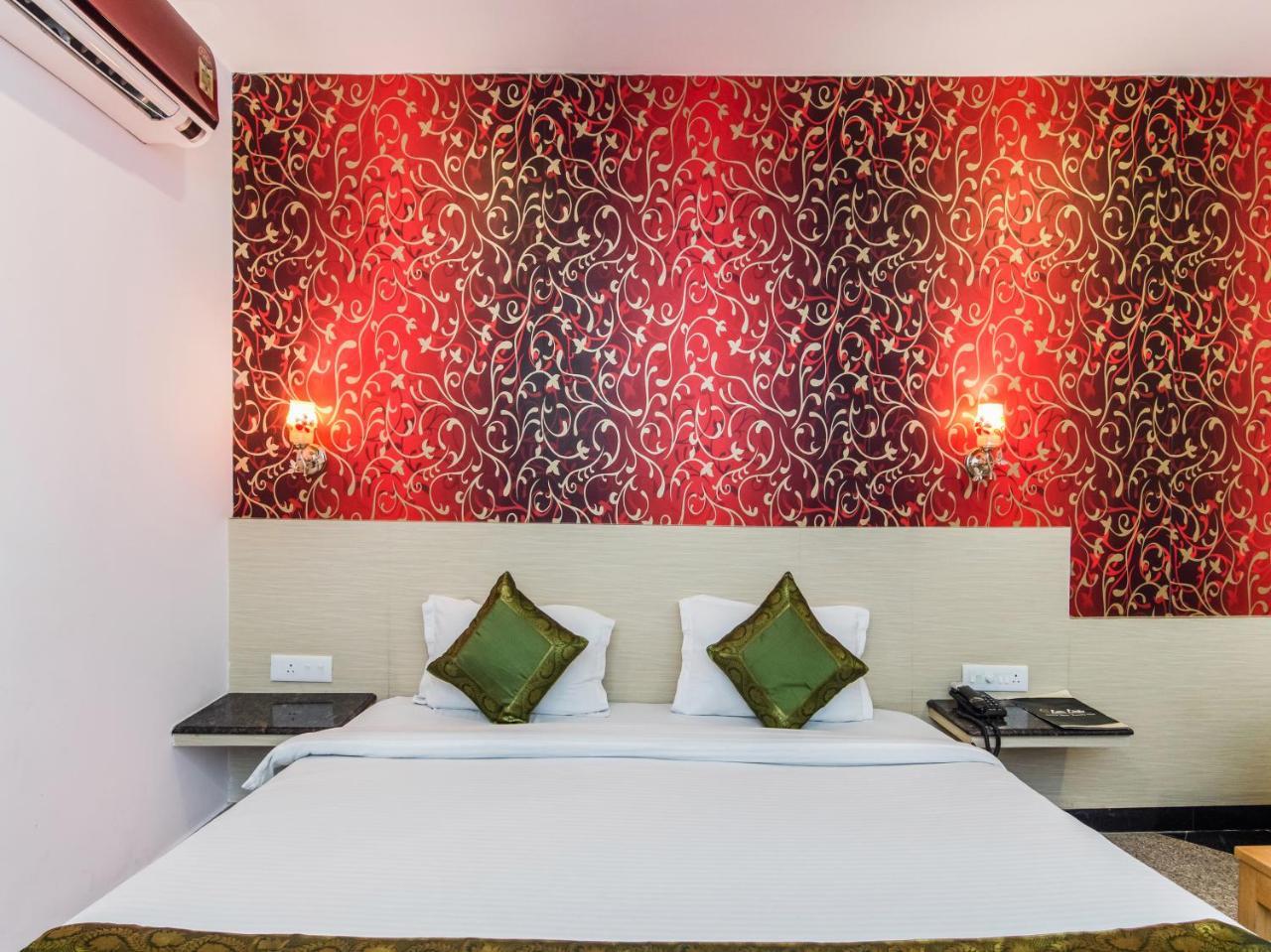 Отель Citi Club Канпур Экстерьер фото