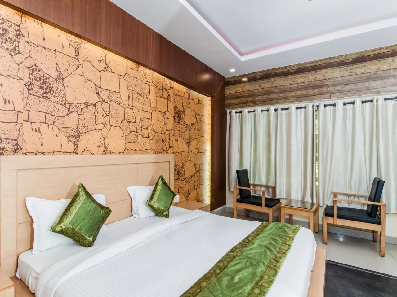 Отель Citi Club Канпур Экстерьер фото